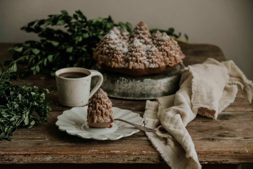 Gingerbread bundt cake in the most beautiful forest cake pan - The