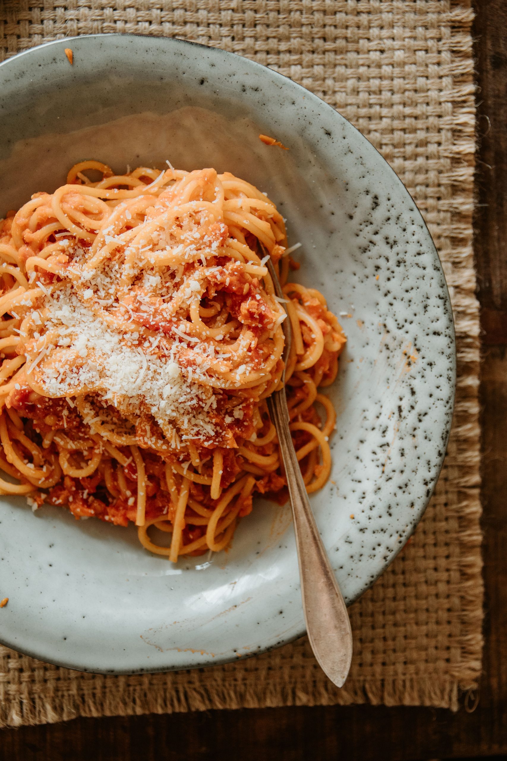 spaghetti tomato sauce