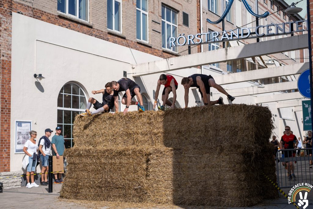 Hinder Hay Bales