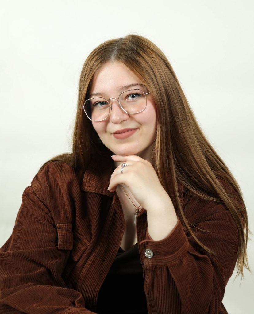 Author Spotlight: Jade R. Vermeulen