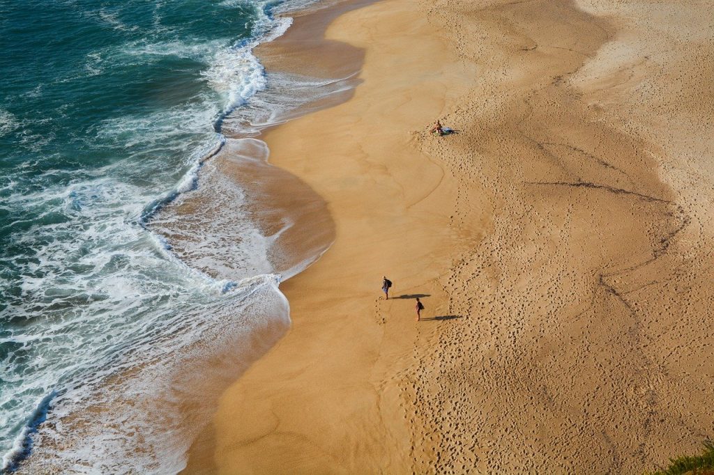 Beach Sea Waves Sand Sandy Beach  - bubbiomarco / Pixabay