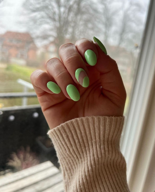 27 Green Nails I'm Copying ASAP | Who What Wear