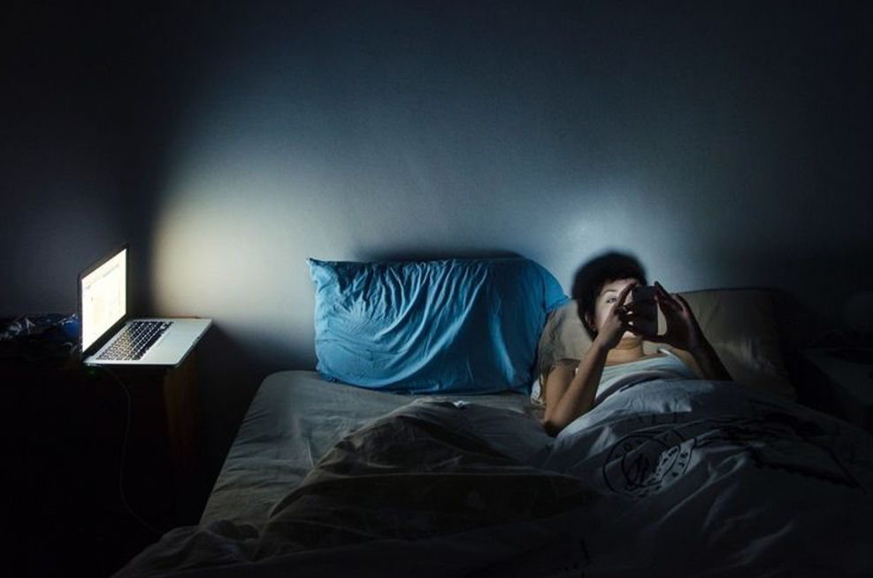 Bad sleep habit of using phone before bed
