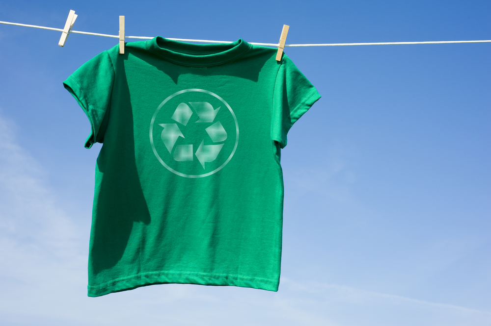 Green tshirt recycle logo<br />
