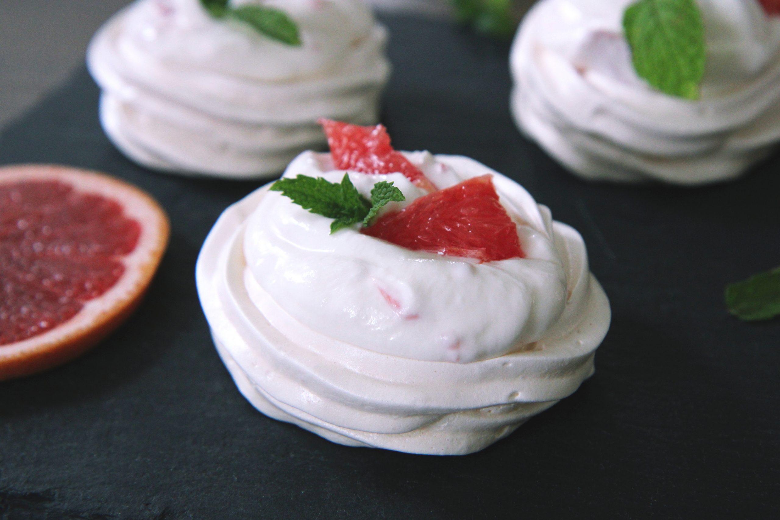 Rezept Mini Pavlova mit Grapefruit Thorben Grübnau
