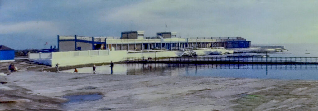 The Saltpans Bathing Place in the early 1970s. Image from cinefilm courtesy of Kenny McKinlay and Stinstoun Digital.
