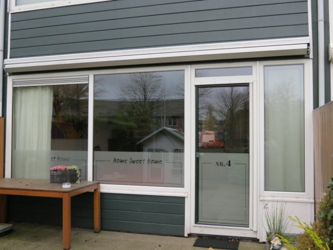 Privacy- Plak het zelf met raamfolie