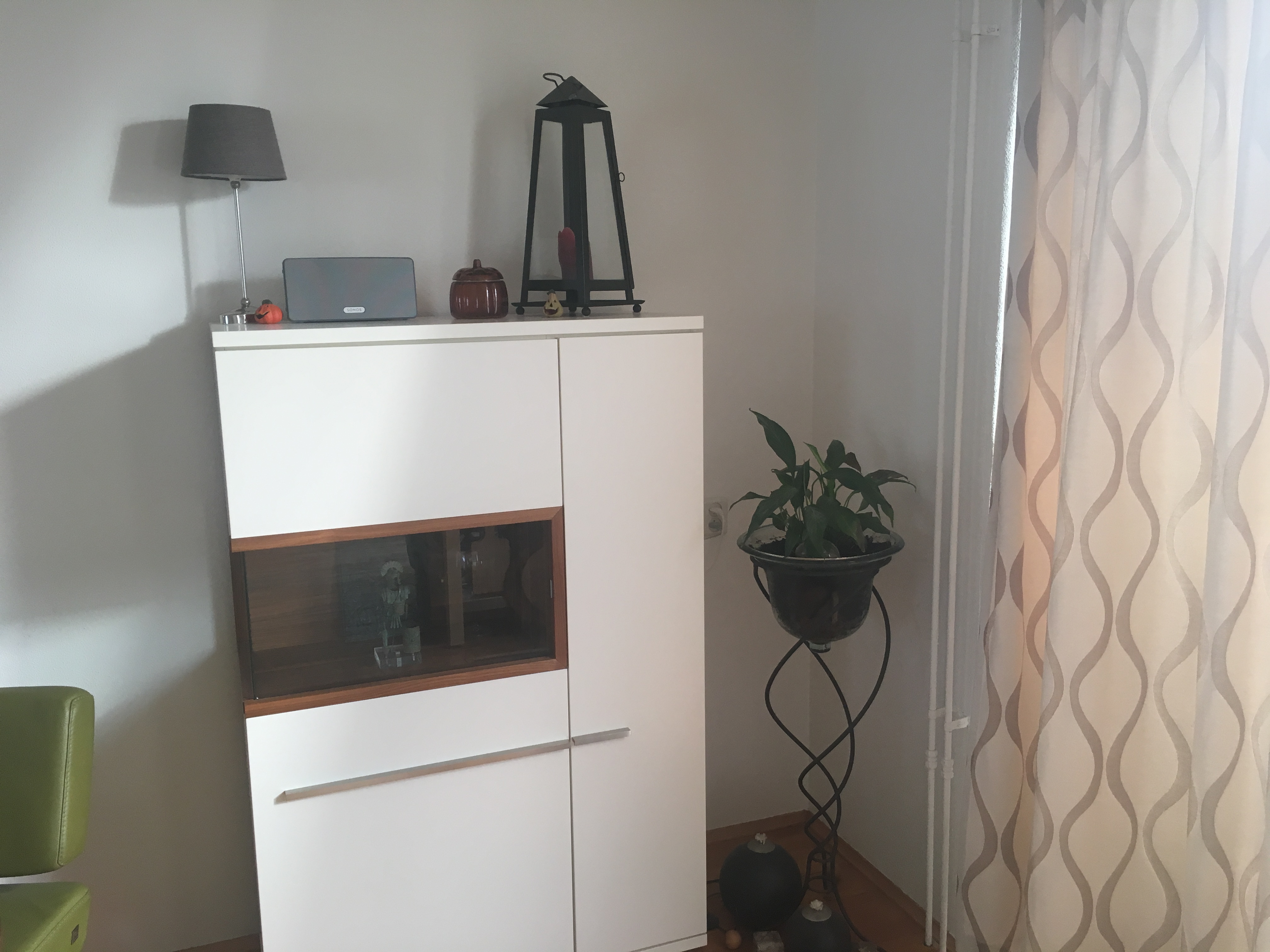 Welke kleur (rol)gordijnen passen het beste bij jouw huisstijl?