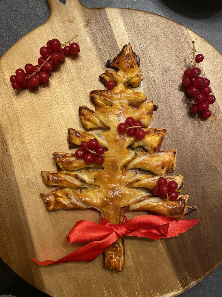 Kerstboompizza met Tante Fanny Bladerdeeg