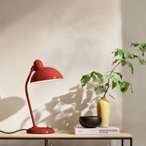 Udstillingsmodel, Fritz Hansen KAISER idell™ 6556-T Bordlampe Venetian Red