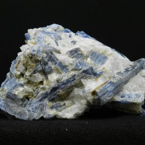 Close up image of Blue Kyanite