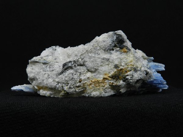 Detailed image of Blue Kyanite