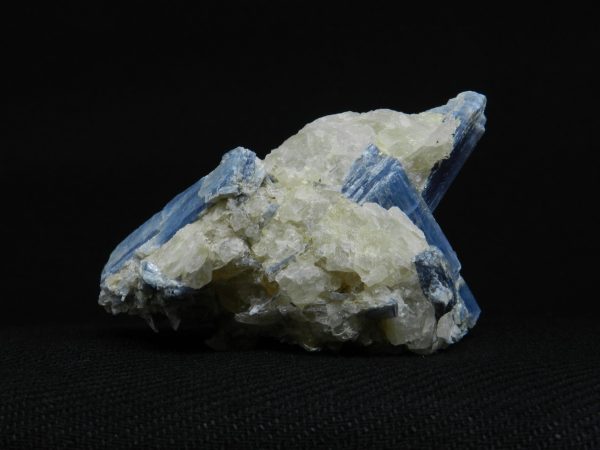 Short edge of Blue Kyanite