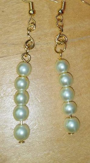 pearl bead earrings