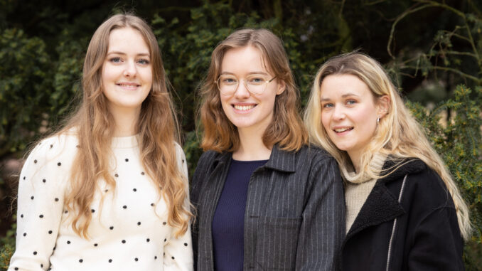 Emelie Fröberg, Sara Hvit och Amanda Freng Blümke