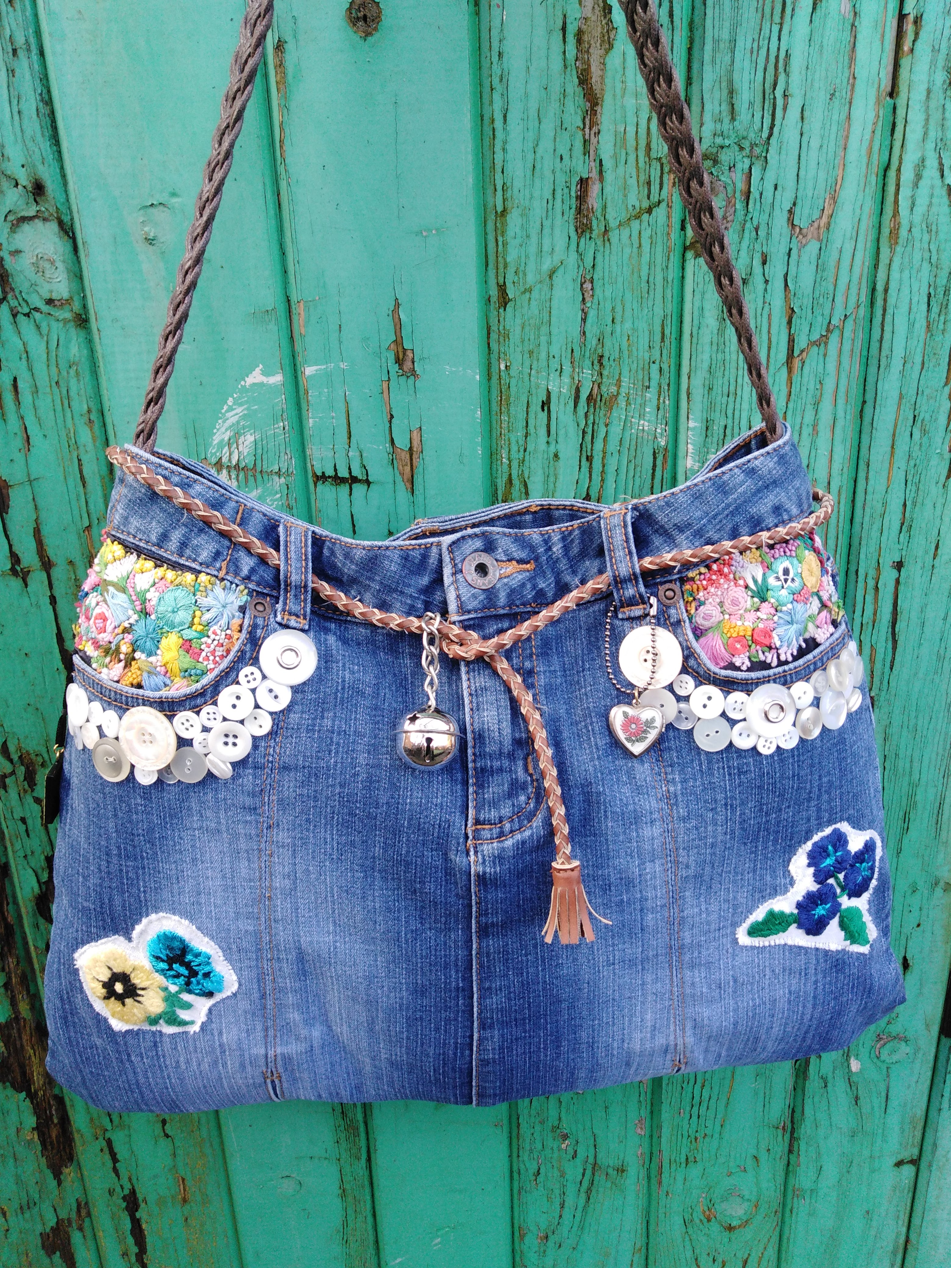 Example: Denim bag made of old jeans | upXycled