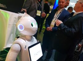 Roboten Markus på Tech Safari