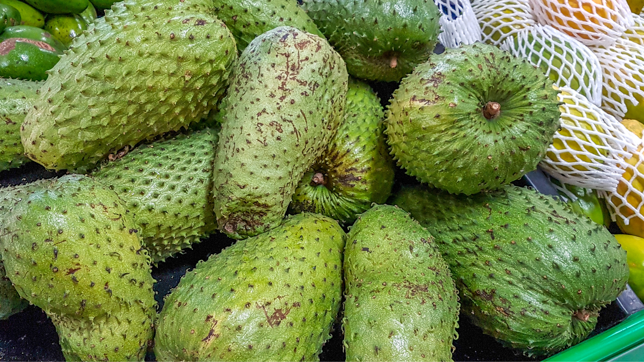 Soursop Nutritional Benefits Of Soursop And How To Eat It Tinuolasblog