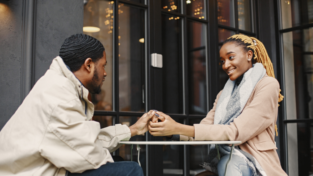 10 Glaring Signs That You're Dating A Narcissist - TINUOLASBLOG