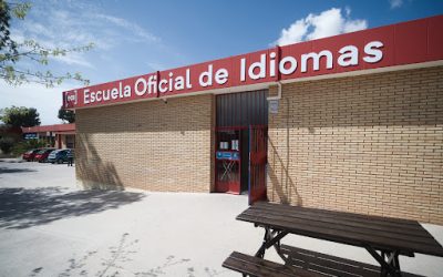 Alerta en Torrevieja: Gobierno de PP y VOX planea eliminar 729 plazas en la Escuela Oficial de Idiomas.