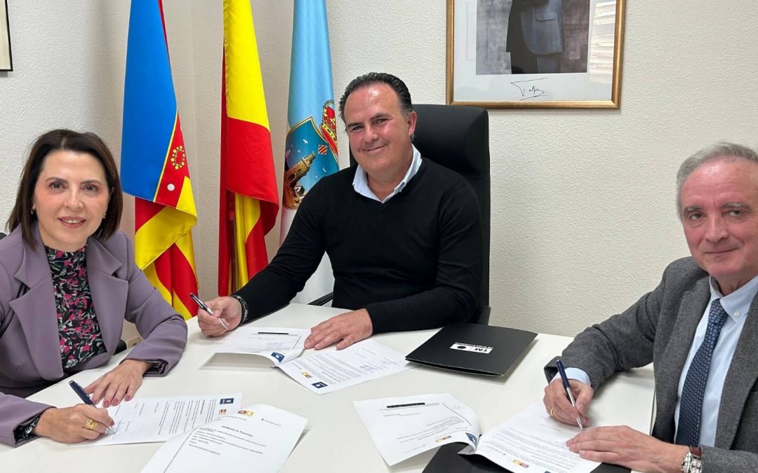 Torrevieja impulsa un convenio para prevenir la exclusión residencial con TM Grupo Inmobiliario y Cruz Roja