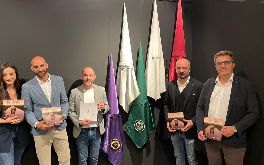 “Diosidades”: la UA y Torrevieja presentan una exposición única sobre los orígenes de su Semana Santa