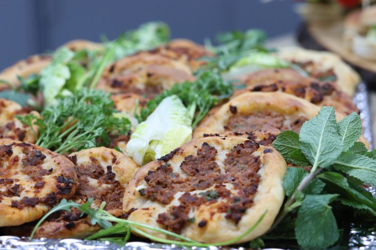 Mini Lahmacun Fingerfood im MedX in Osnabrück