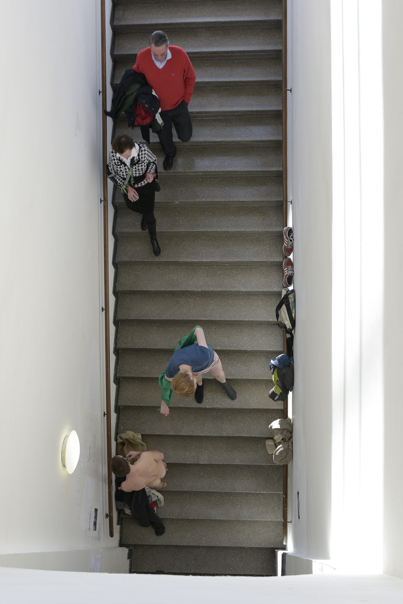 Kleidertausch / dress exchange, art performance, action view from above, 2015