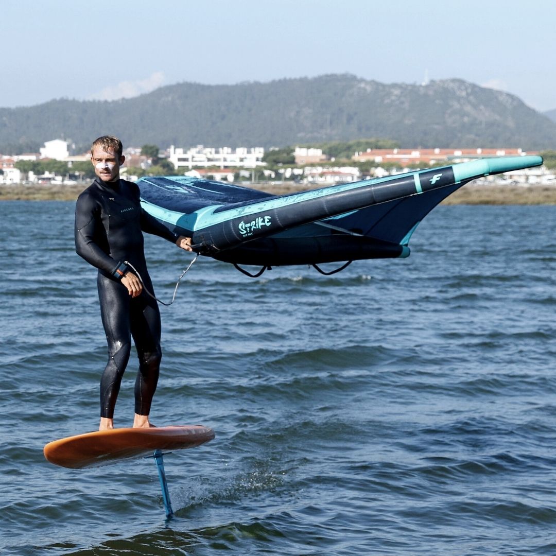 Wingfoiling Winner kitesurf camp
