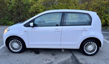 
									VW Up full								