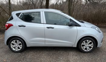 
									Hyundai i10 full								