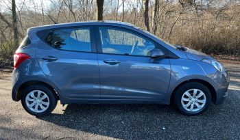 
									Hyundai i10 full								