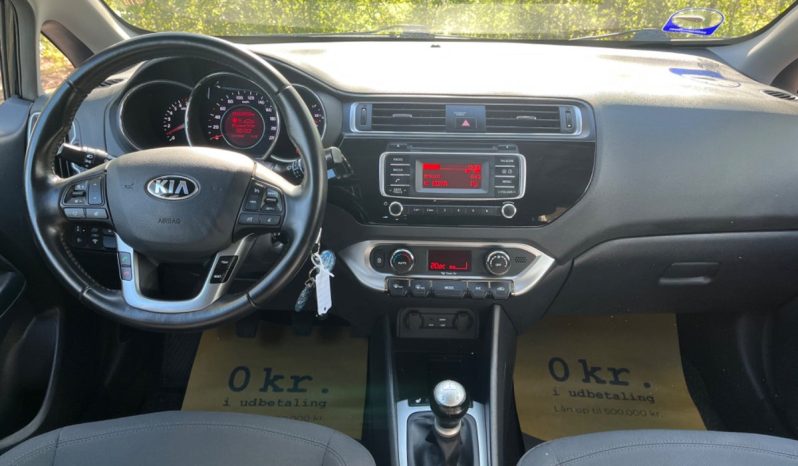 
								Kia Rio 1,2 CVVT Premium 5d full									