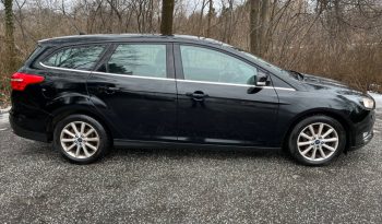 
									Ford Focus 1,0 SCTi 125 Titanium stc. 5d full								