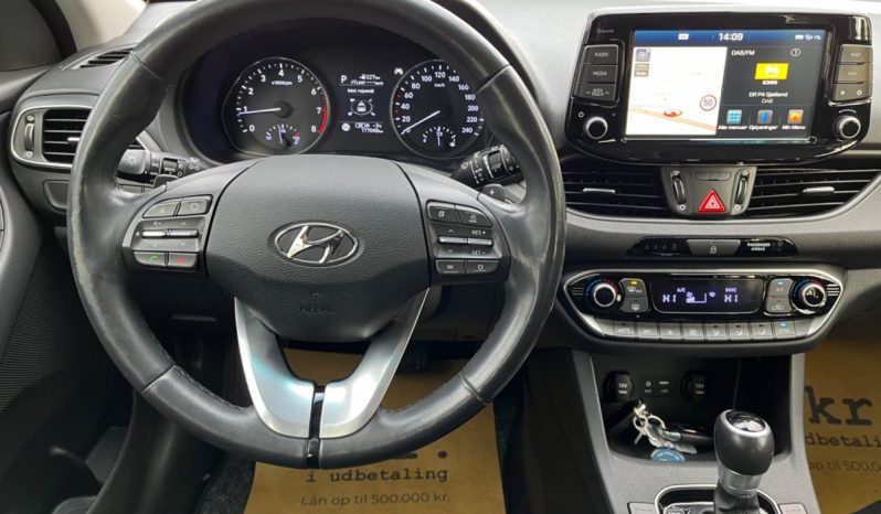 
								Hyundai i30 1,4 T-GDi Premium stc. DCT 5d full									