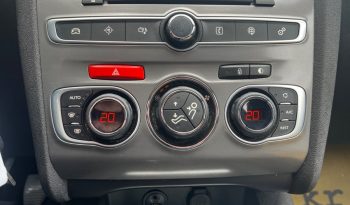 
									Citroën C4 1,2 PureTech 110 Feel Complet 5d full								
