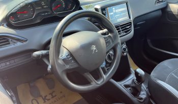 
									Peugeot 208 1,2 VTi Allure 5d full								