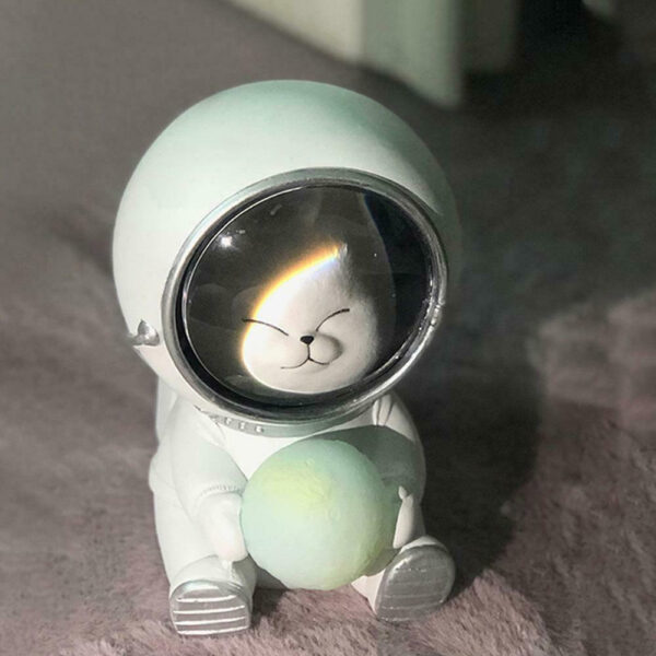 Creative Pet Guardian Astronaut Lamp Galaxy Night Light_8