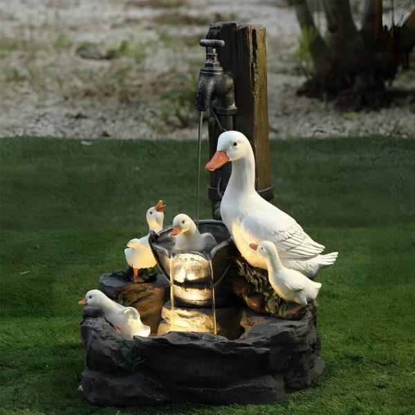 Solar Powered Mini Family Animal Decorative Water Fountain_7