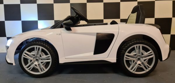 Audi R8 electric children's car 12 volts white - Image 4