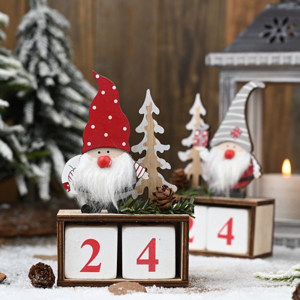 Holiday Wooden Pine Cone Christmas Countdown Calendar_5