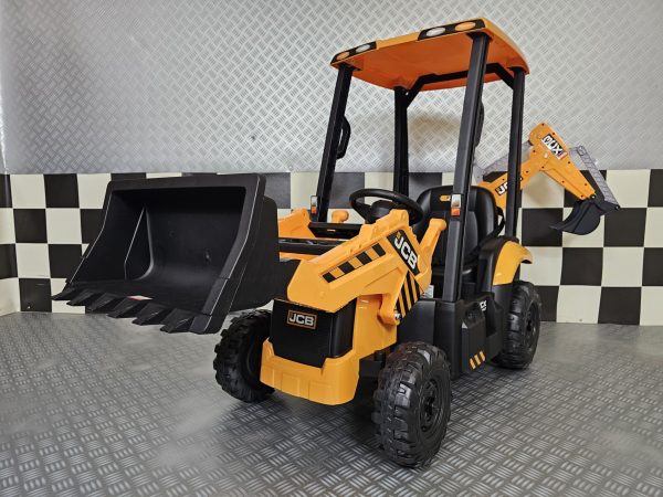 Electric children's tractor JCB Sitemaster with roof 12 volts