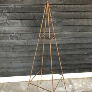 Juletræ i Stål - 140 cm.