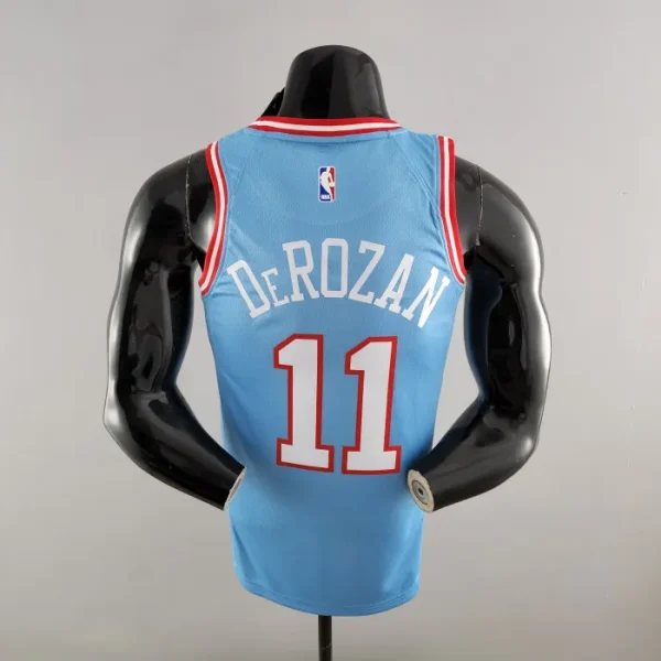 DeMar DeRozan Chicago Bulls Swingman Jersey Blue - Bild 3