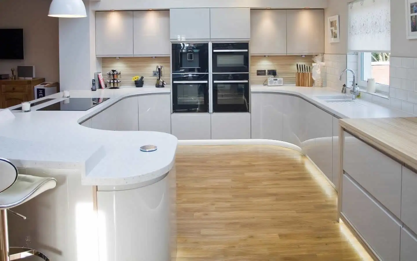 KITCHEN AFTER