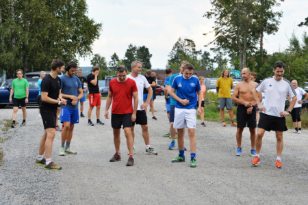 I gruppe 3 er Anders Bøckmann Olsen, Andreas Sjøholm, Bård Moberg, Jan Olav Rive, Jonas Kirkerød, Daniel Bill, Glenn Olufsen og Roger Nilsen klar for start