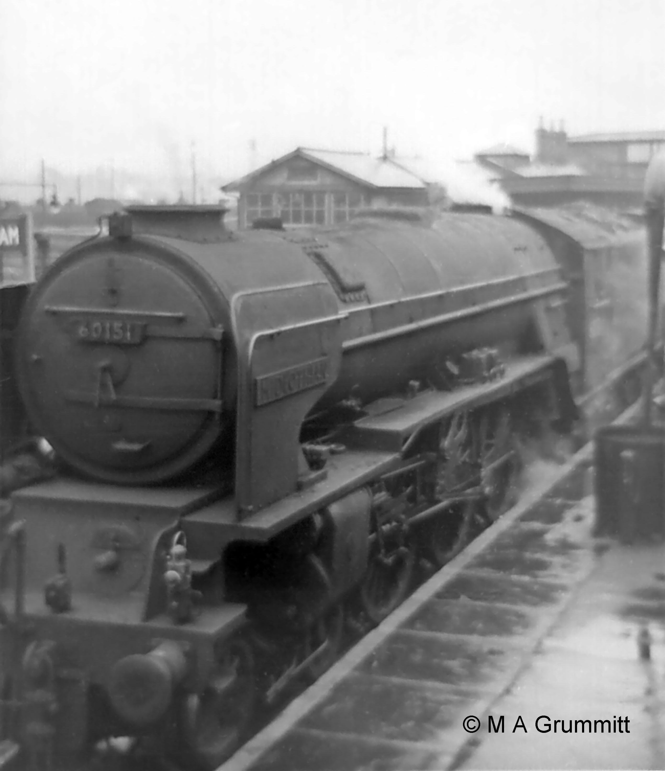 A1 No. 60151 Midlothian waits at platform 2 with a southbound passenger train. Photograph by Mick Grummitt.