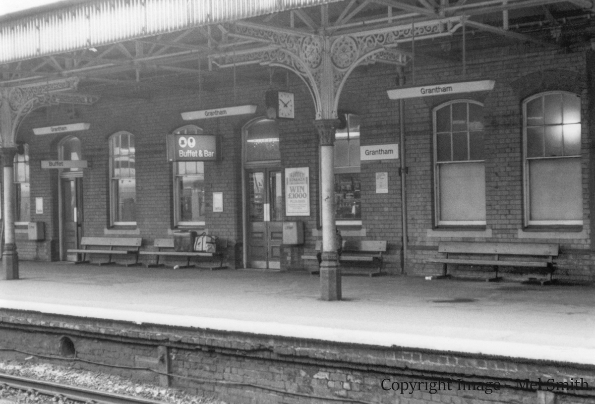 Moving on from the Refreshment Room, the former Dining Room can be seen on the right (two part glazed windows). Copyright Image - Mel Smith