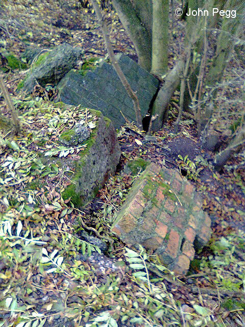 Brickwork nearby - could it have been part of number 1 bridge?