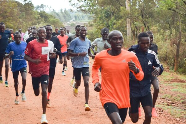 Thursday fartlek front runners